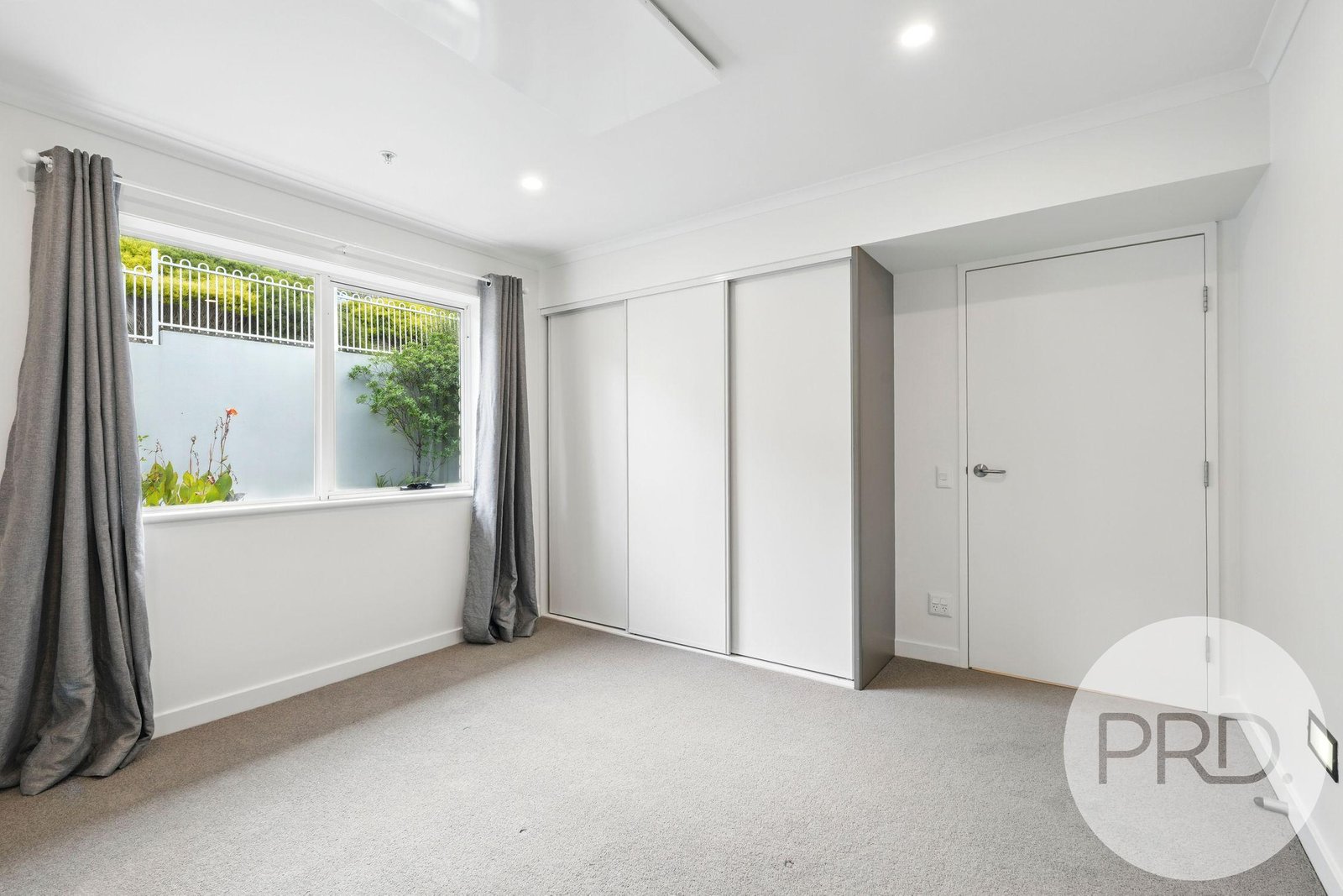 12/2 Moirunna Road LINDISFARNE 12