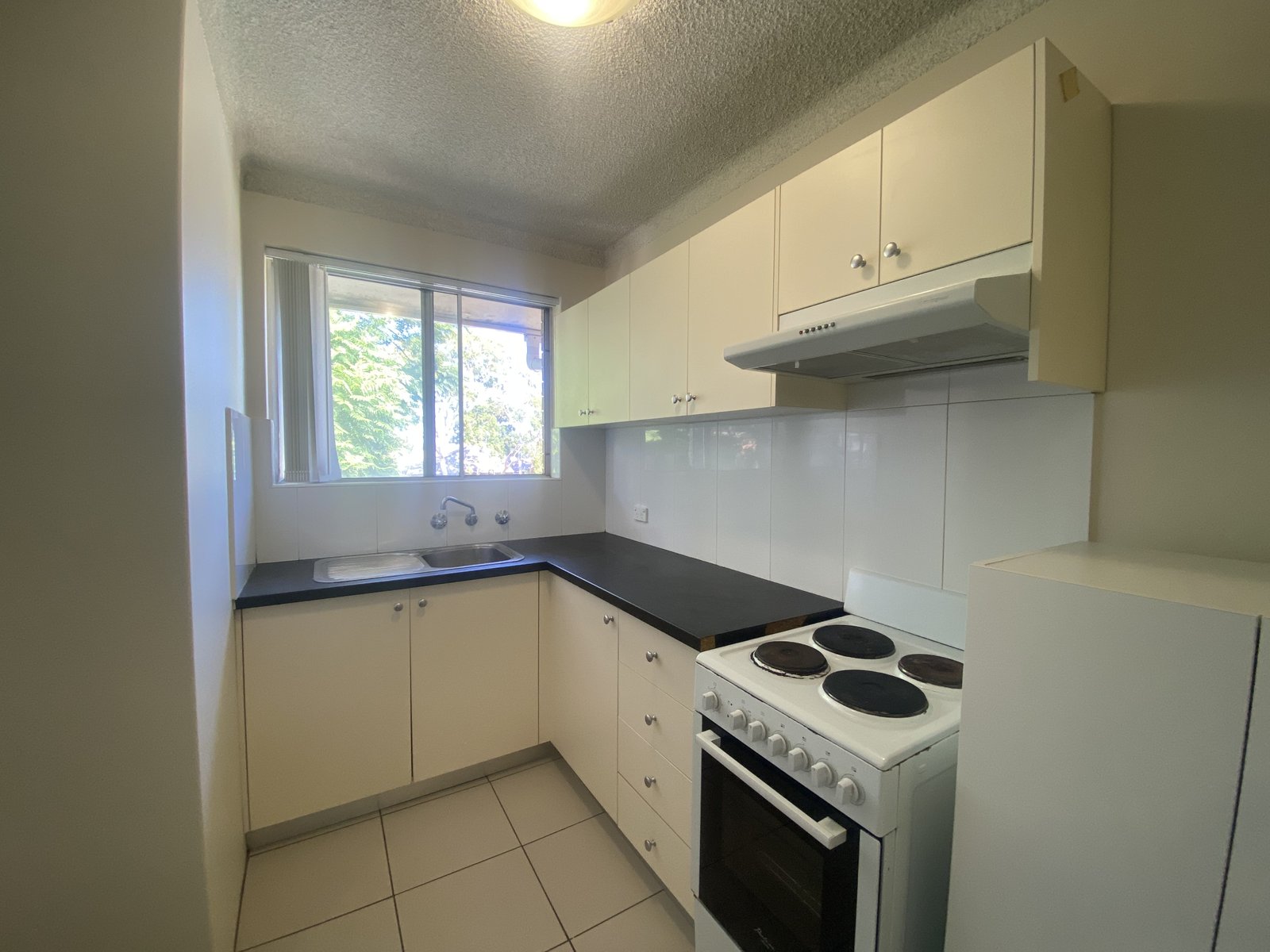 12/2 Olive Street LIVERPOOL 2