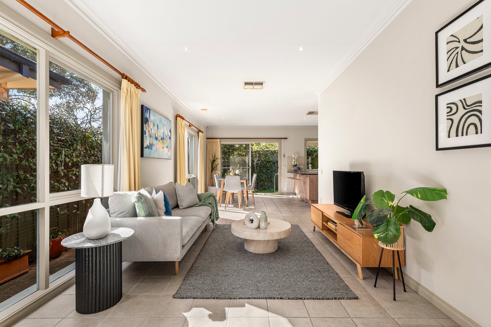 Gallery: 122 Pellatt Street
