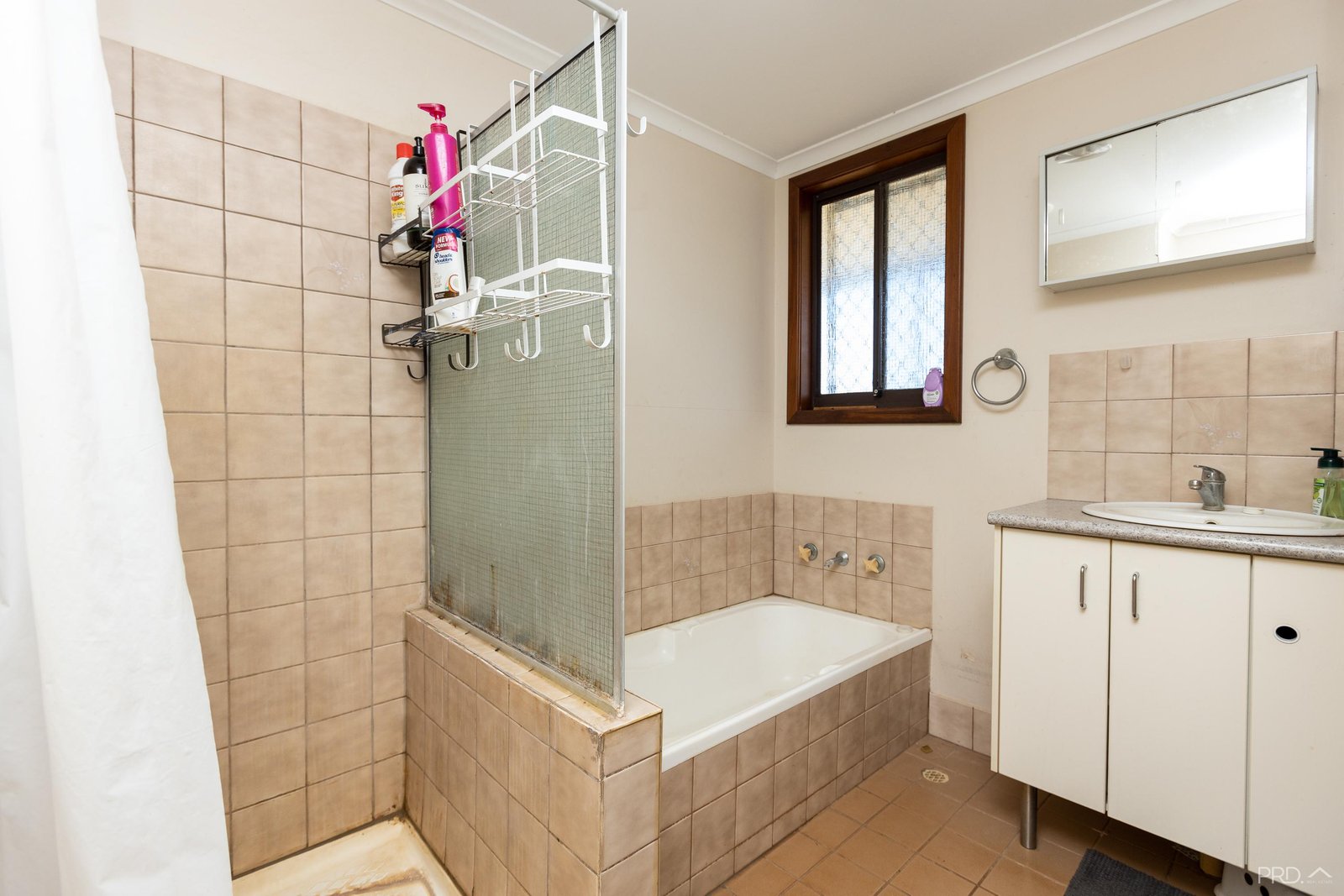 122 Reid Road CABLE BEACH 14