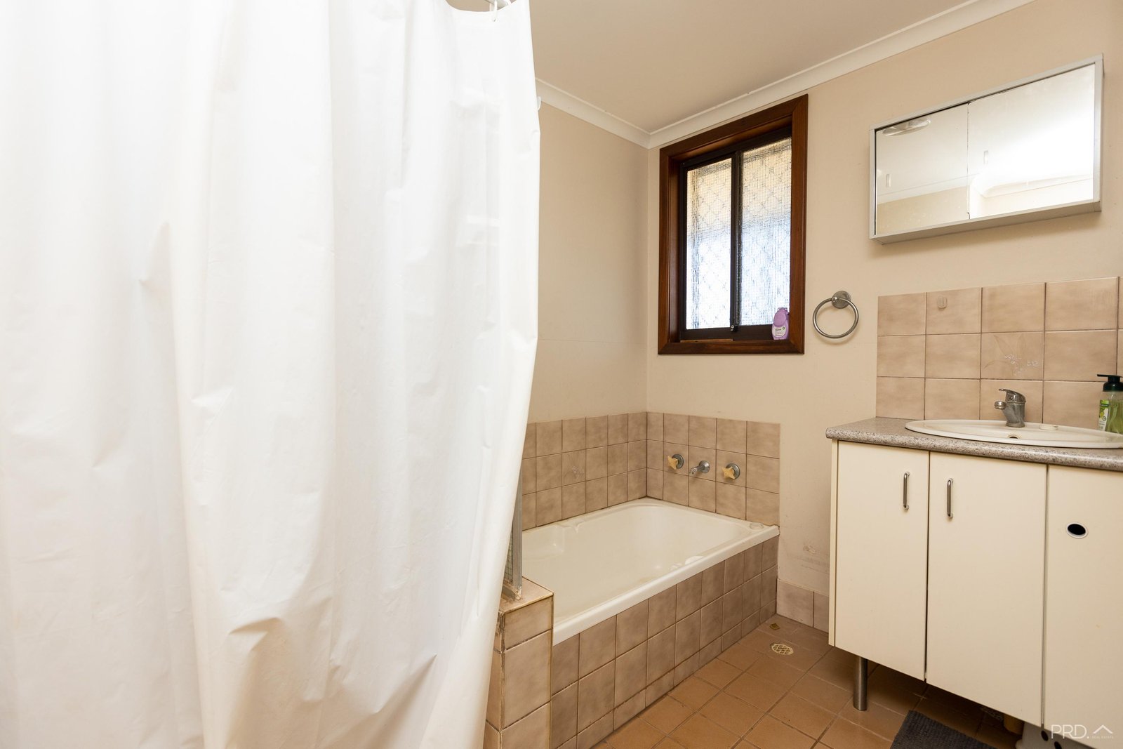 122 Reid Road CABLE BEACH 22