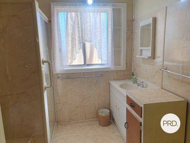 122 Rowe Street,  OUYEN 12