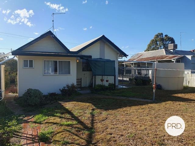 122 Rowe Street,  OUYEN 13