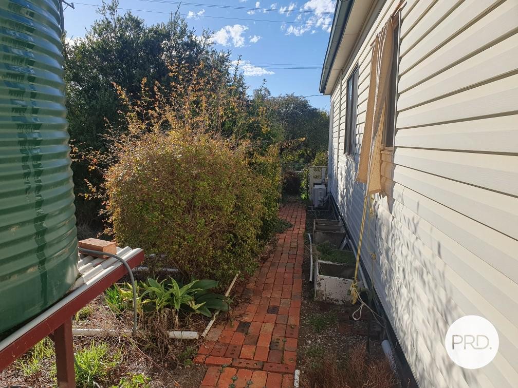 122 Rowe Street,  OUYEN 14