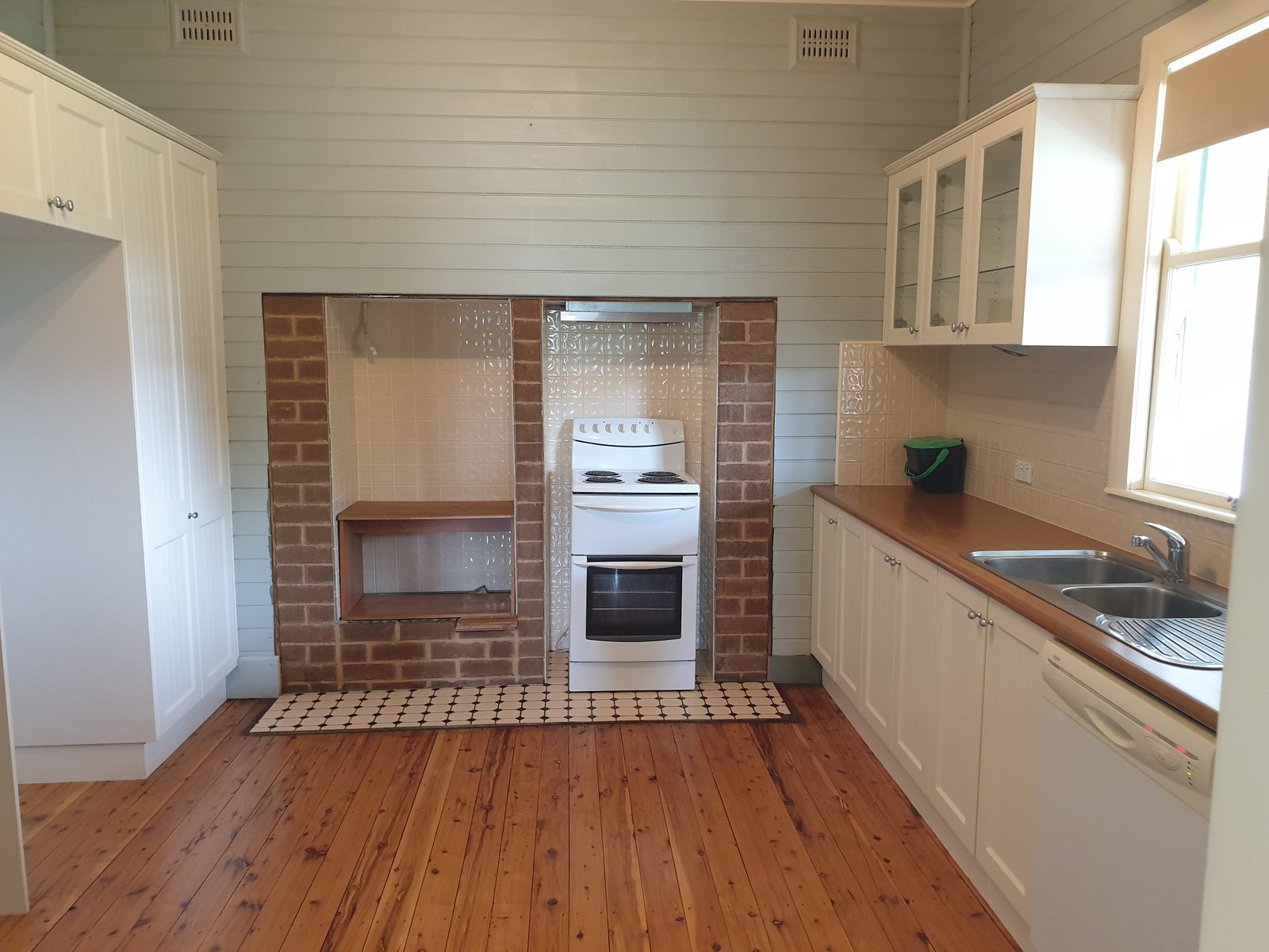122 Russell Street TUMUT 5