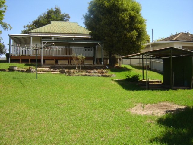 122 Russell Street TUMUT 7