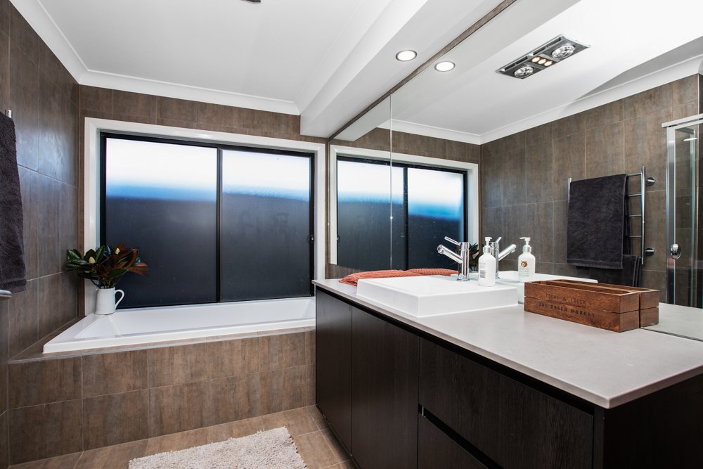 122 Saddlers Drive GILLIESTON HEIGHTS 17