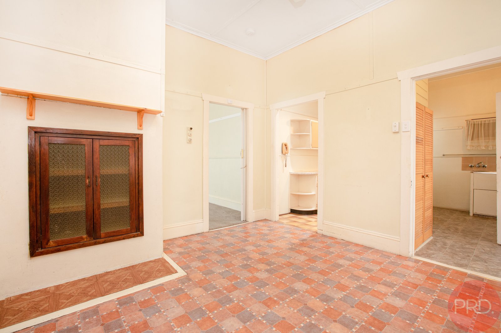 122 South Street RUTHERFORD 6