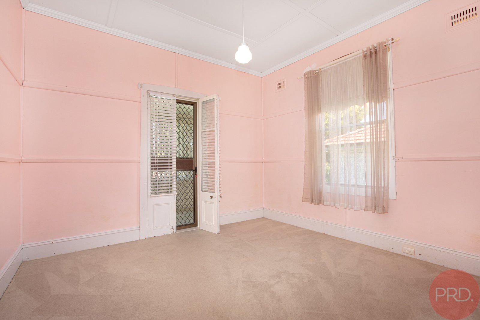 122 South Street RUTHERFORD 10