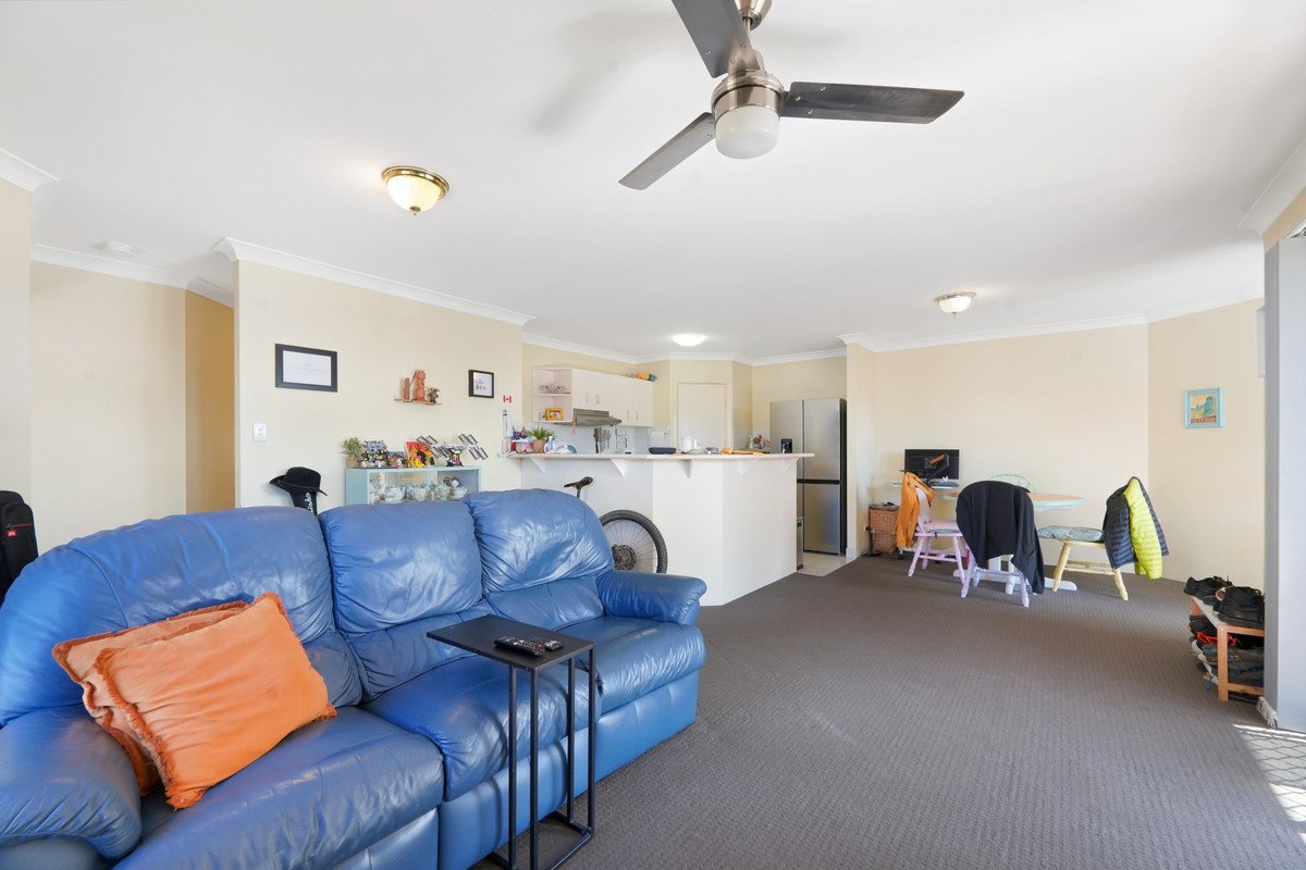 12/2 Stephens Street Burleigh Heads 4