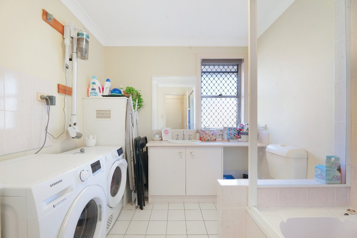 12/2 Stephens Street Burleigh Heads 8