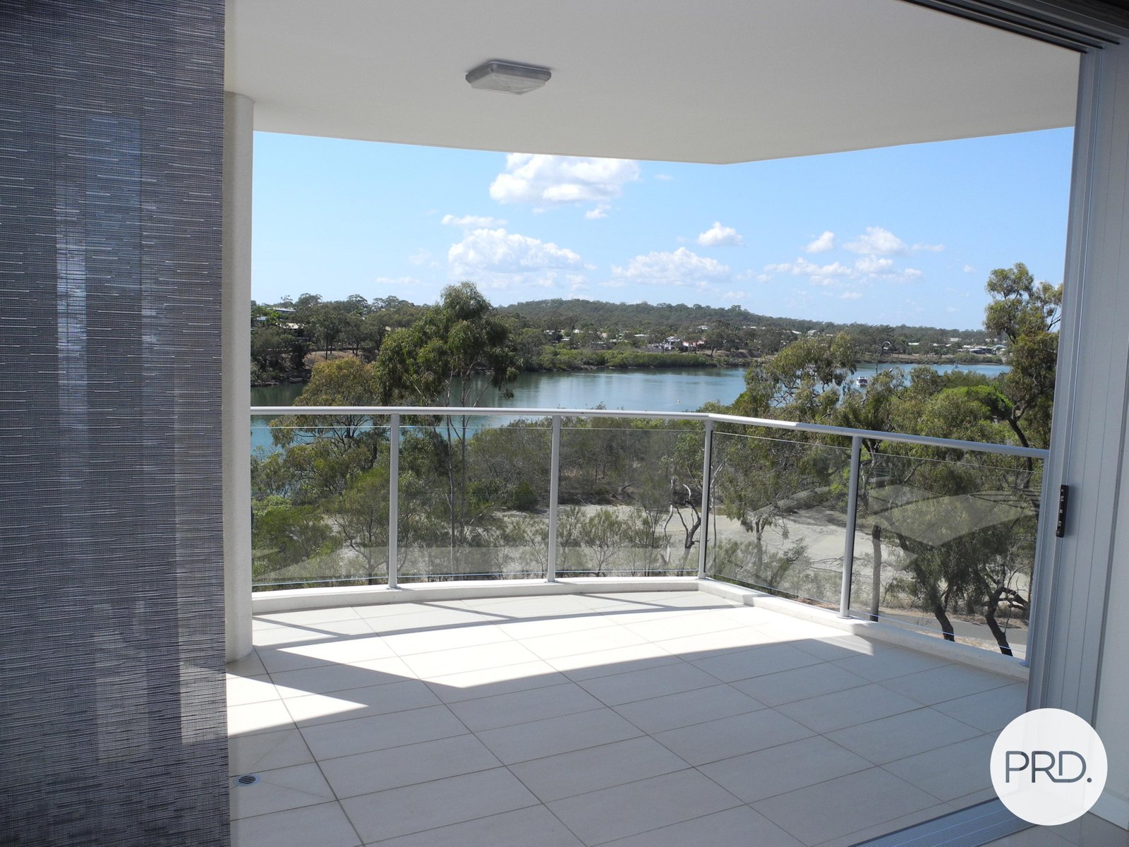 12/2 THE Promenade BOYNE ISLAND 5