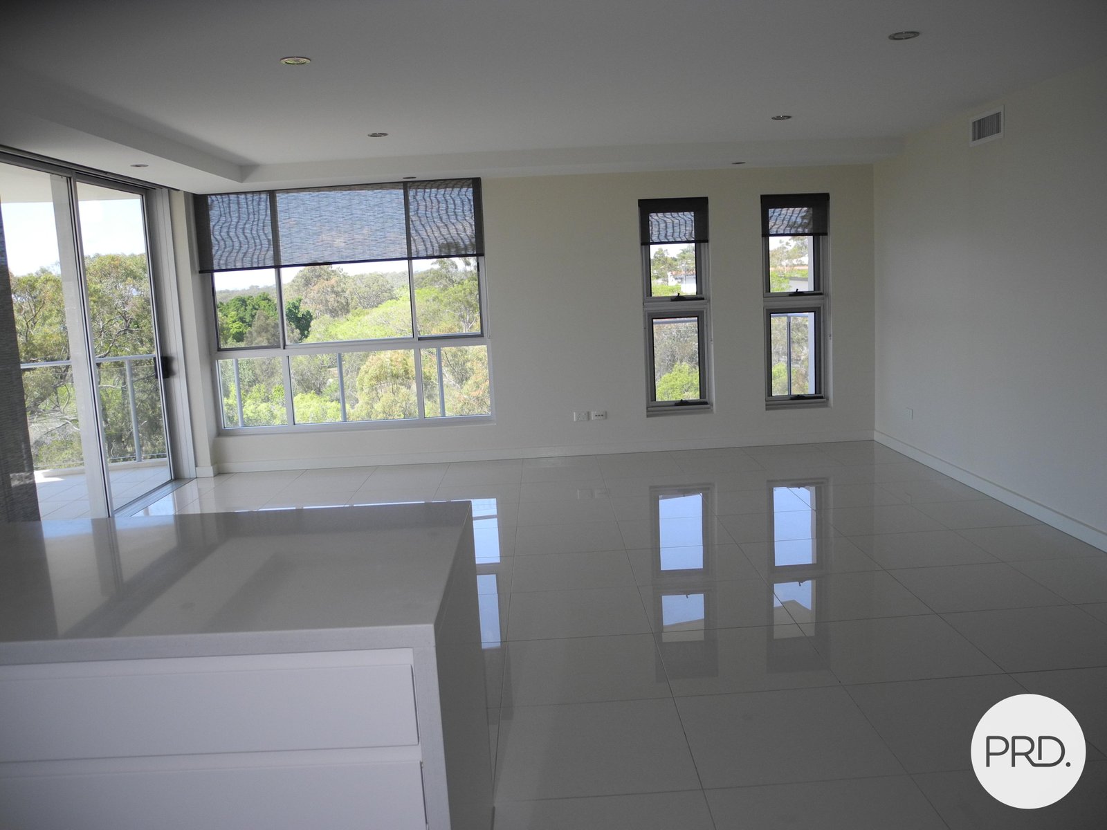 12/2 THE Promenade BOYNE ISLAND 9
