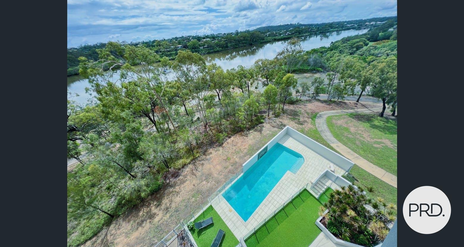 12/2 THE Promenade BOYNE ISLAND 22