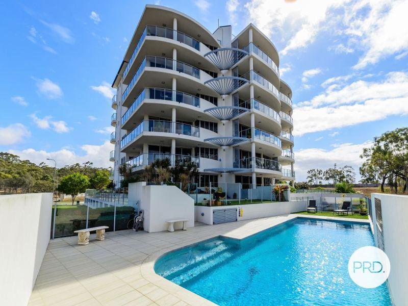 12/2 THE Promenade BOYNE ISLAND 23