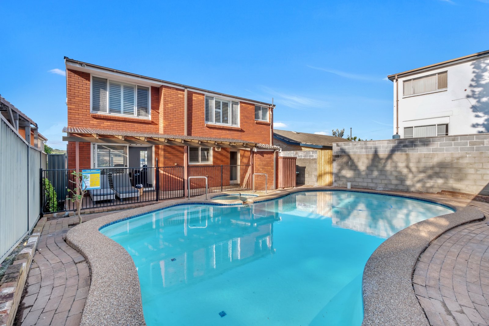 122 Victoria Street MALABAR 4
