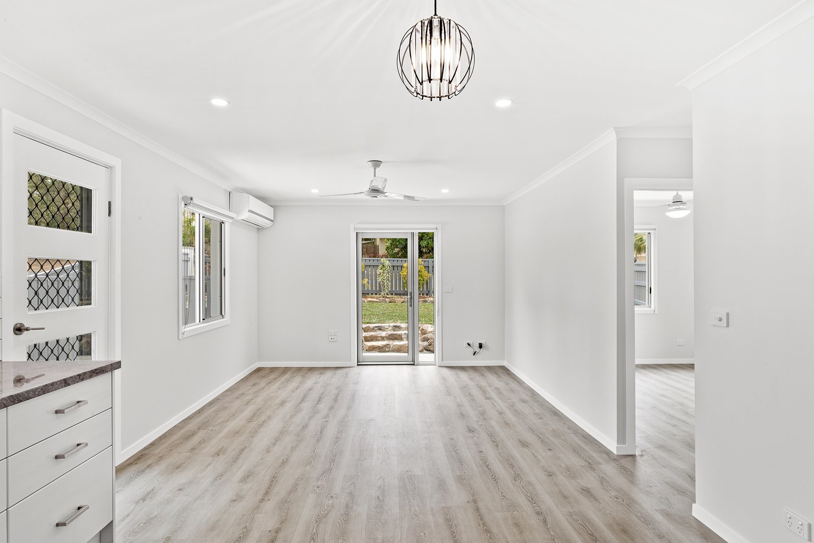 1/22 Wambiri Street CANNONVALE 4