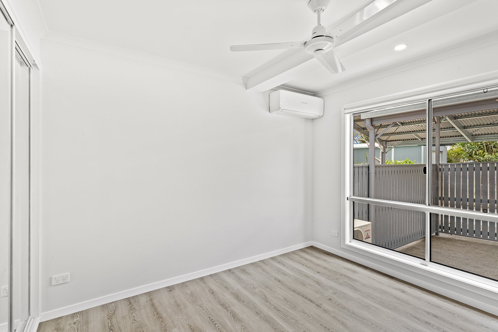 1/22 Wambiri Street CANNONVALE 6