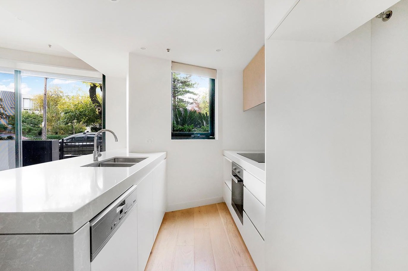 Gallery: 12/2 Well Street