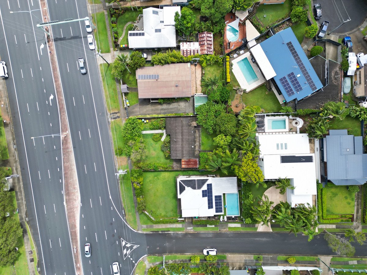 122 West Burleigh Road Burleigh Heads 12