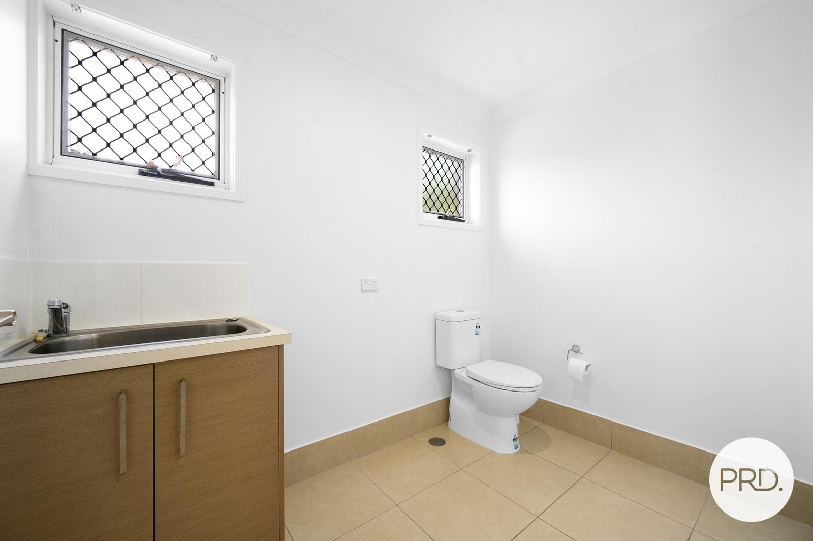 1/22 Yulia Street COOMBABAH 12