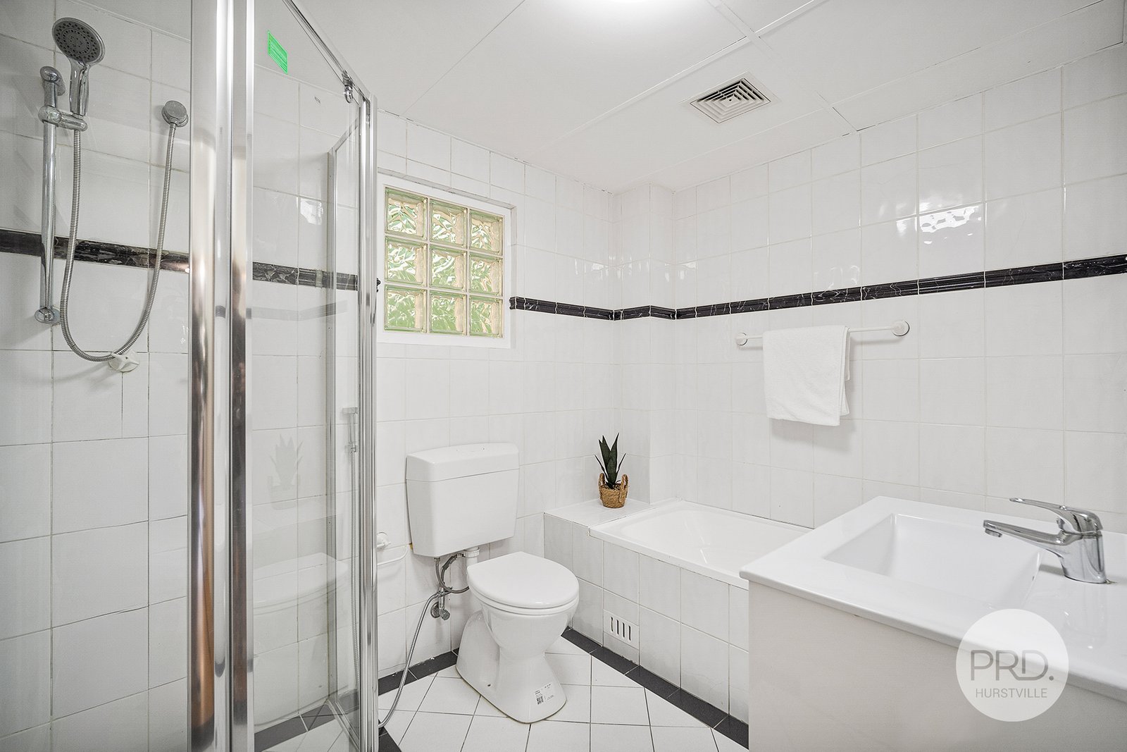 12/20-24 Dalcassia Street HURSTVILLE 7