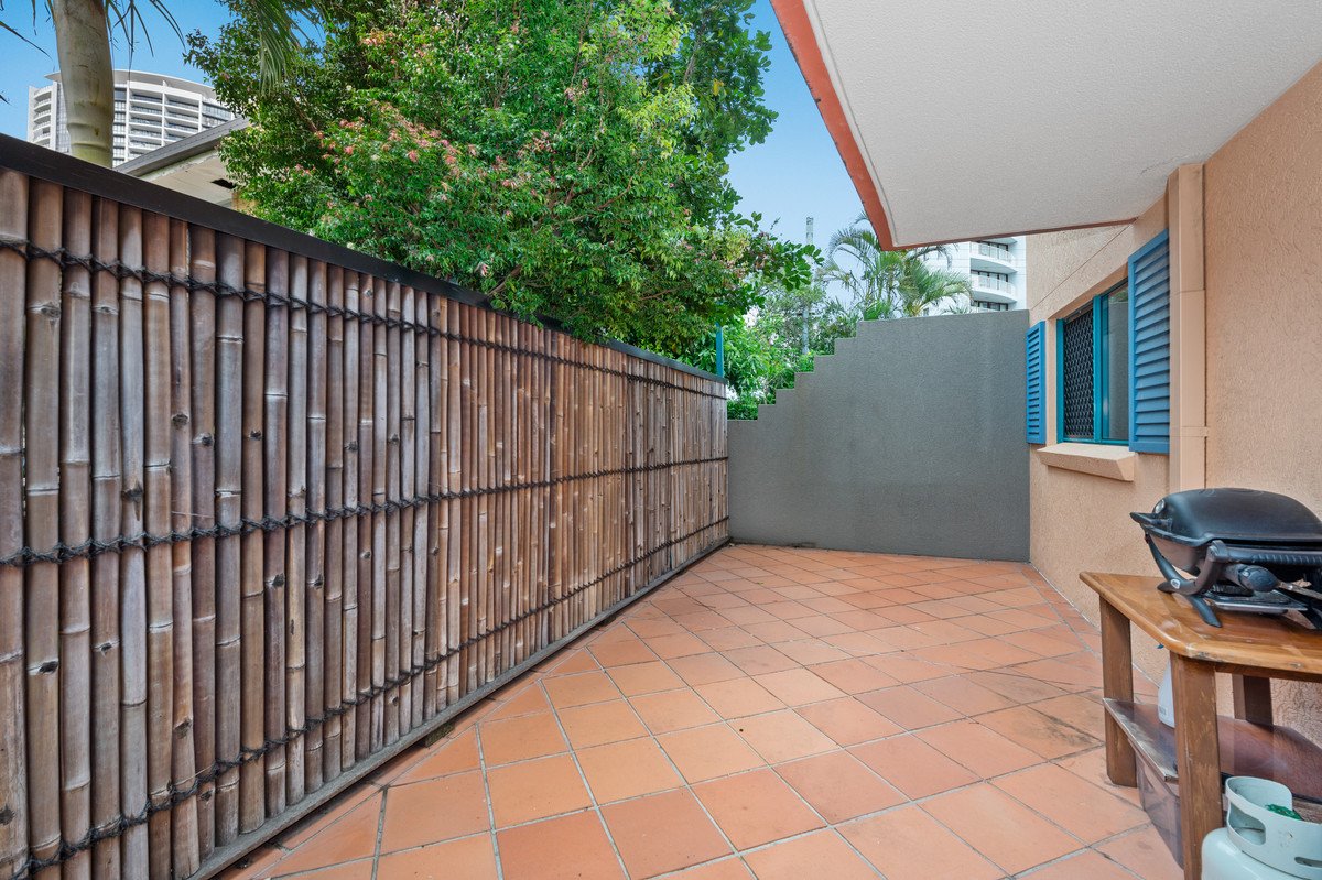 12/20-26 Anne Avenue Broadbeach 10