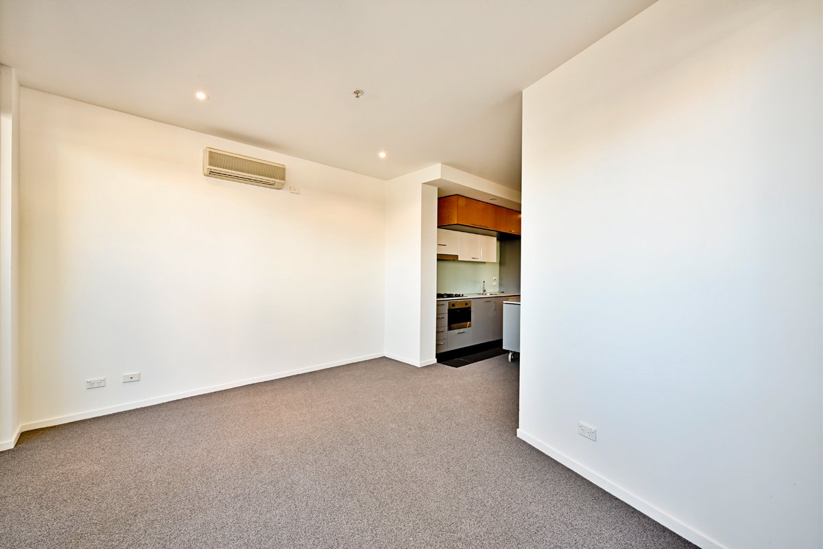 Gallery: 1/220 Barkly Street