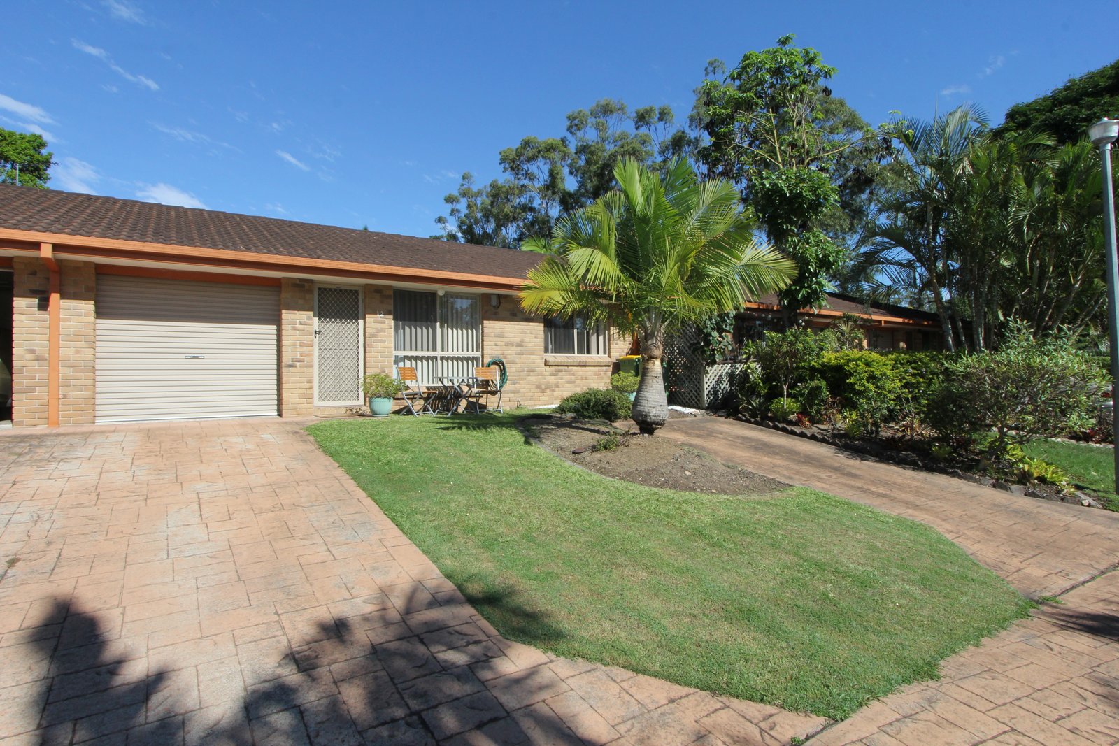 12/20 Golden Palms Court ASHMORE 1