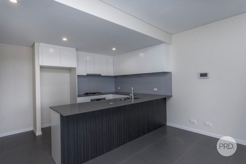 12/206-212 Great Western Highway KINGSWOOD 4