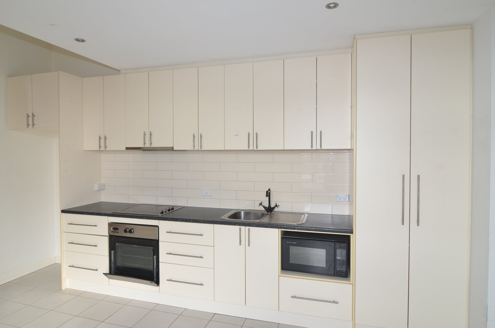 Gallery: 12/209 Melbourne Road
