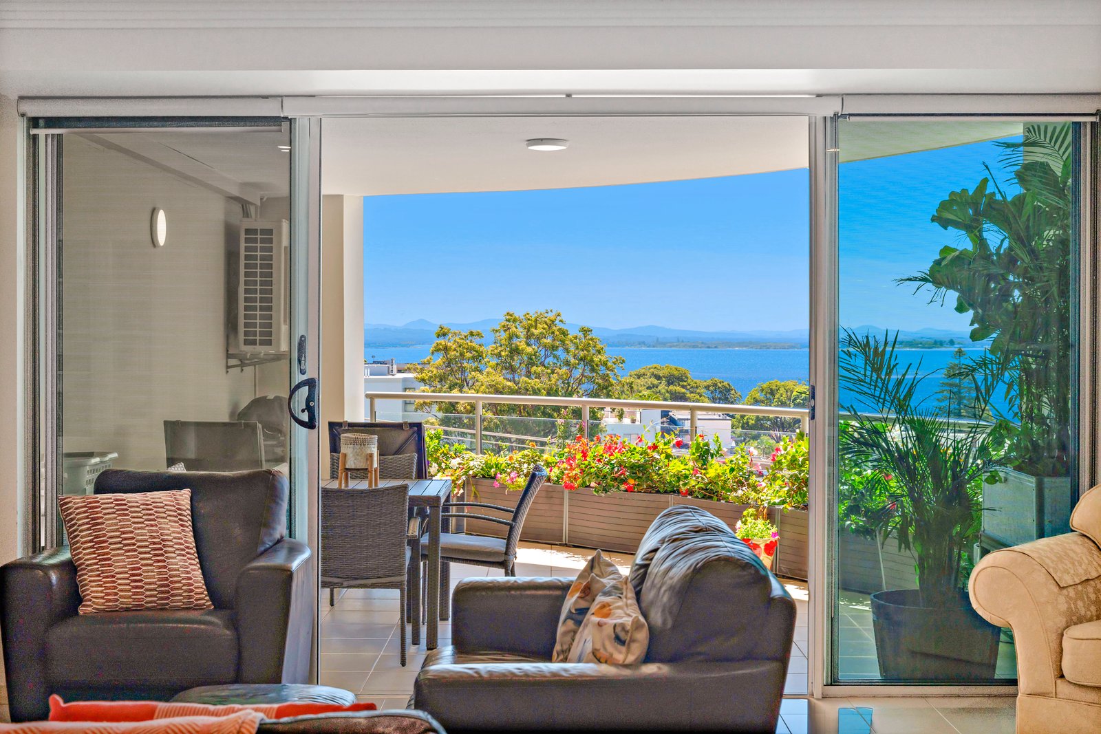 12/21-23 Tomaree Street NELSON BAY 5