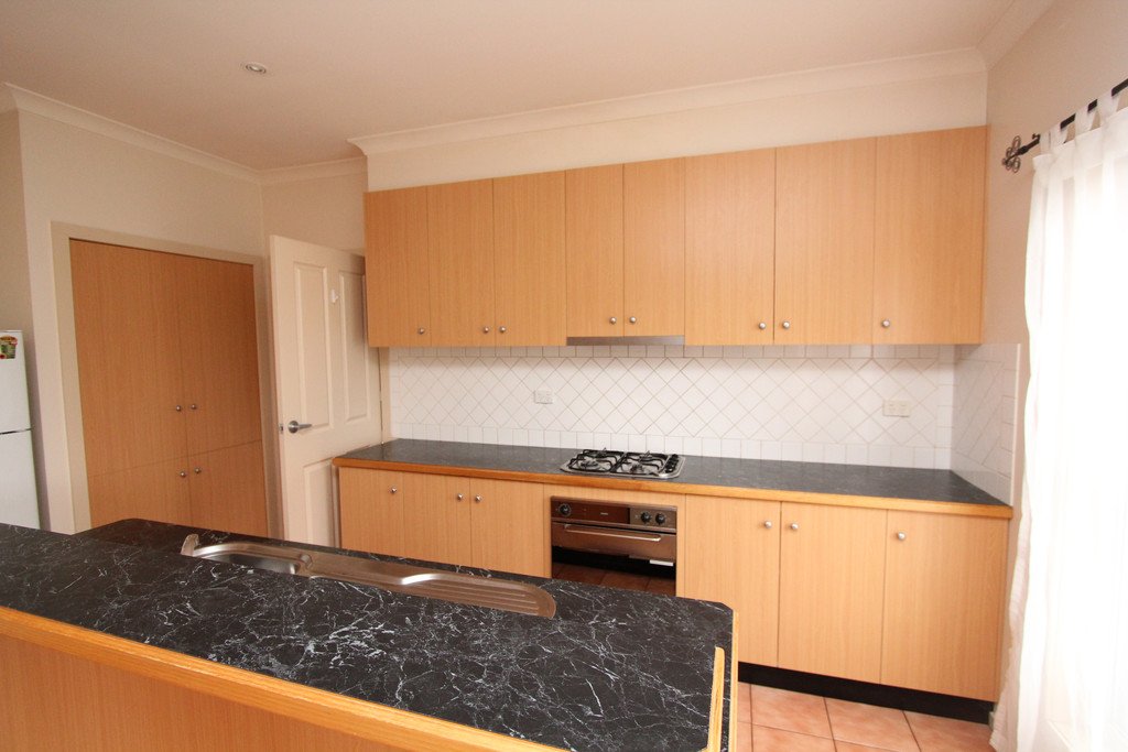 1/221 Dawson Street South BALLARAT CENTRAL 4