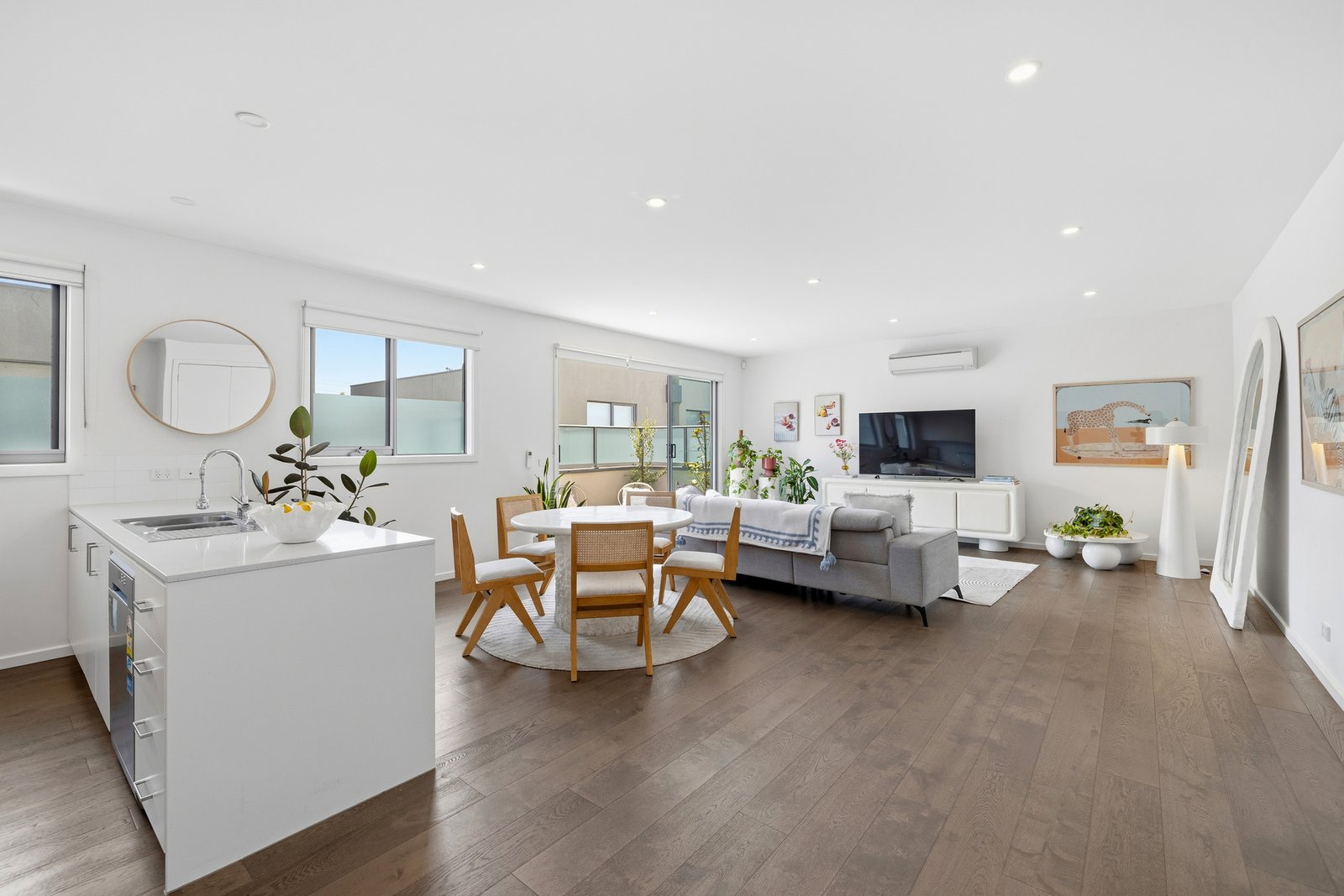 Gallery: 12/21 Reeve Court