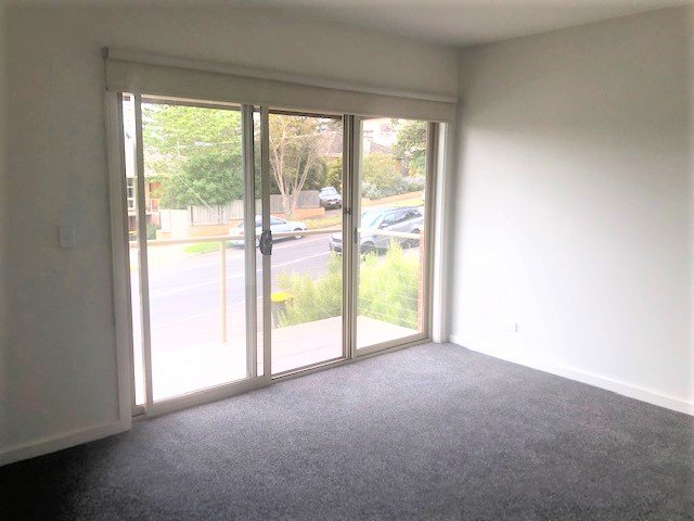 Gallery: 1/221 Roslyn Road