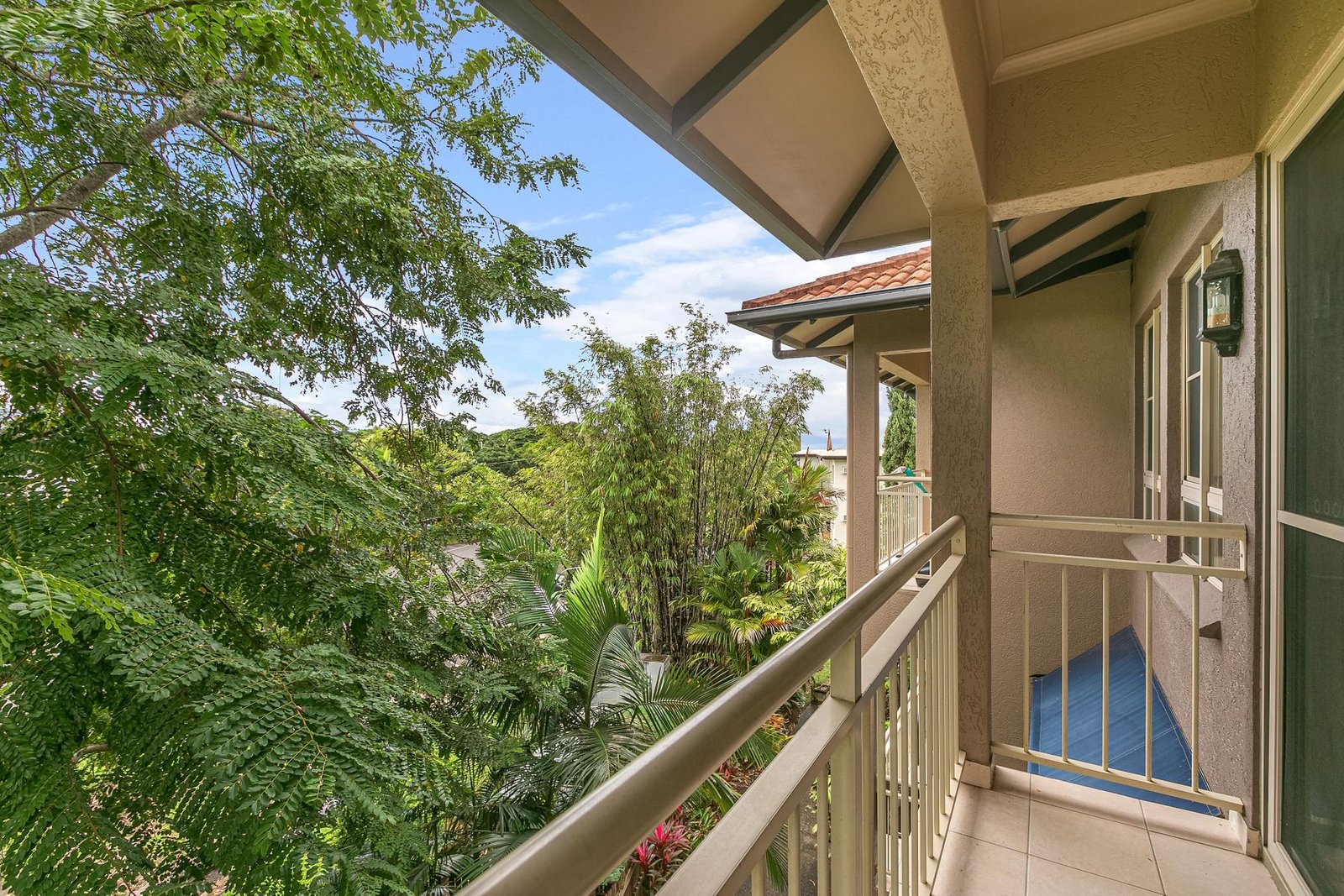 1221/2-10 Greenslopes Street, CAIRNS NORTH QLD 4870