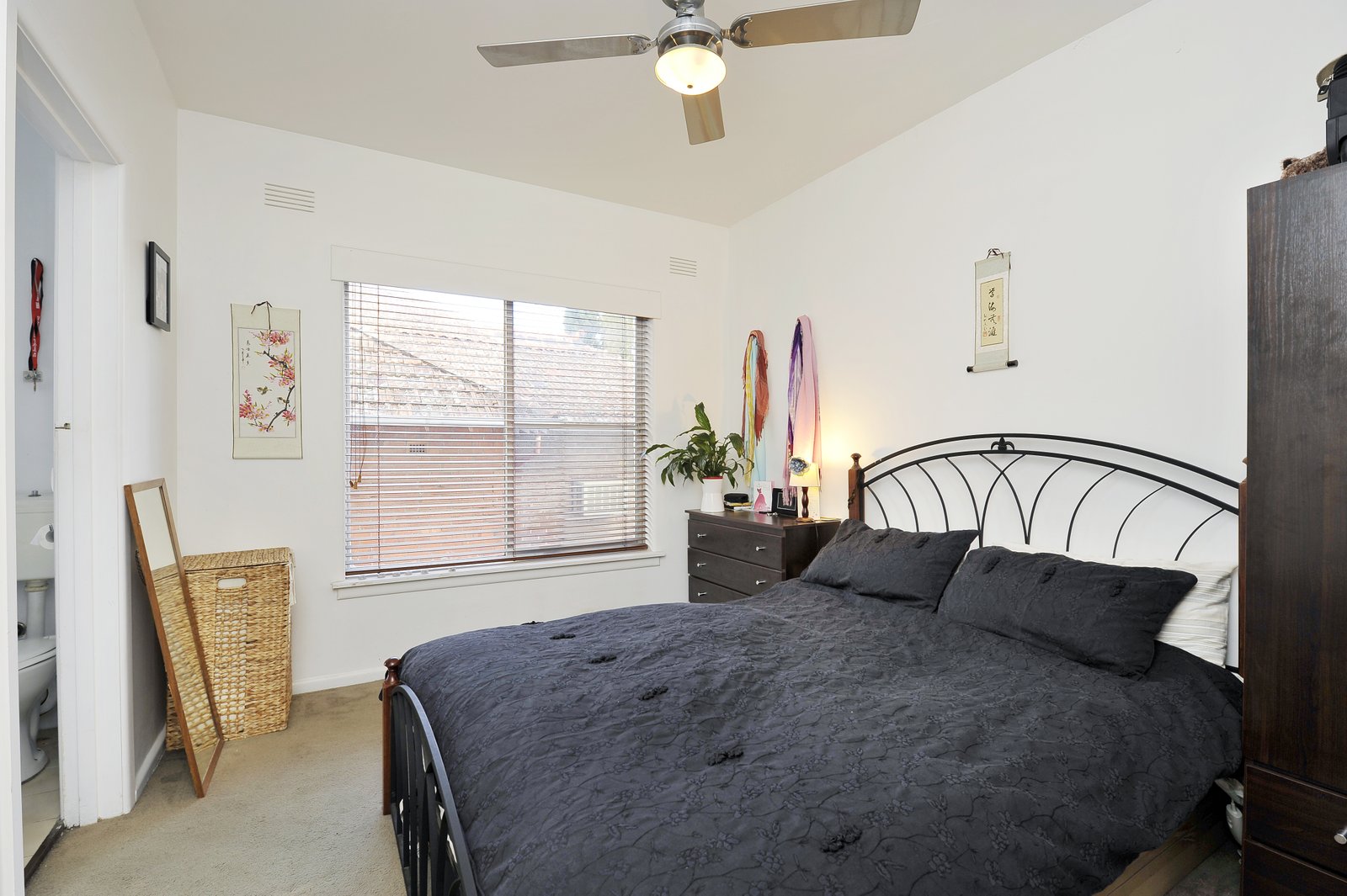 Gallery: 12/219 Williams Road