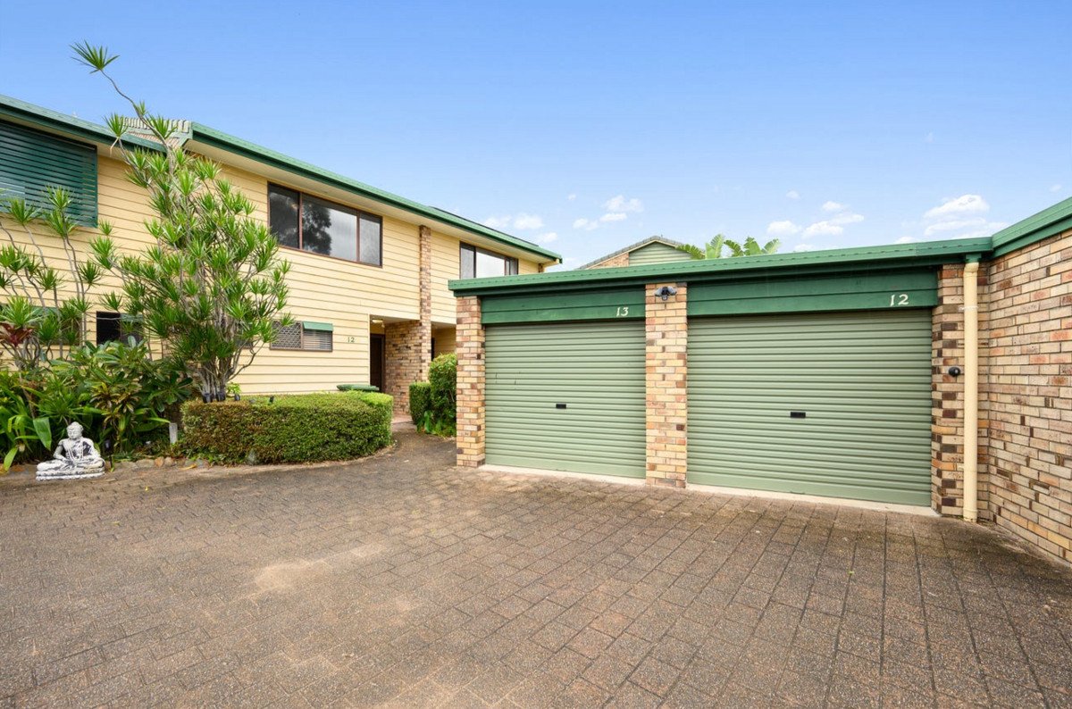 12/22-24 Dunlin Drive BURLEIGH WATERS 16