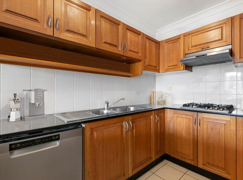 12/23-27 Macmahon Street HURSTVILLE 4