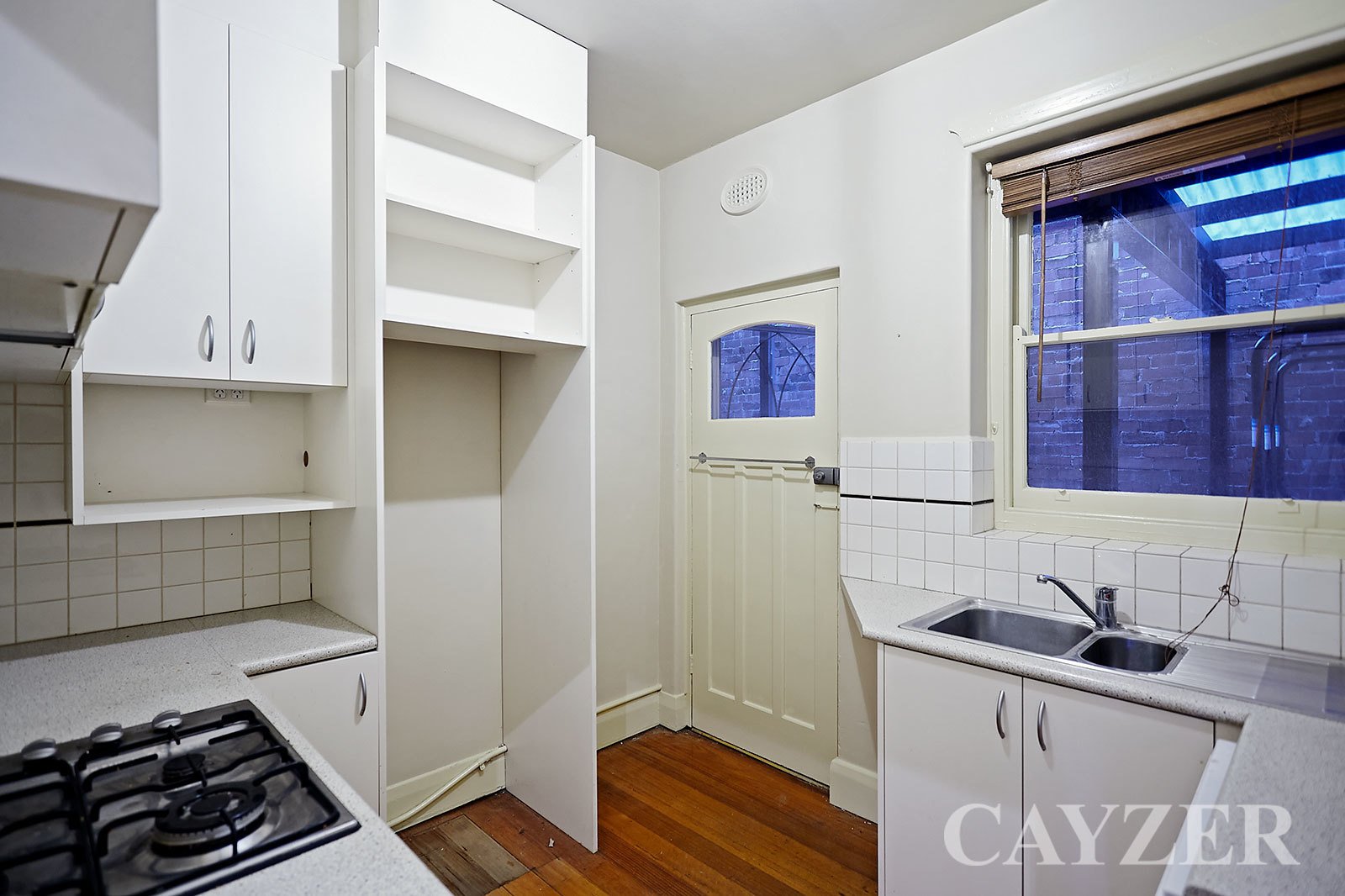 Gallery: 1/223 Page Street