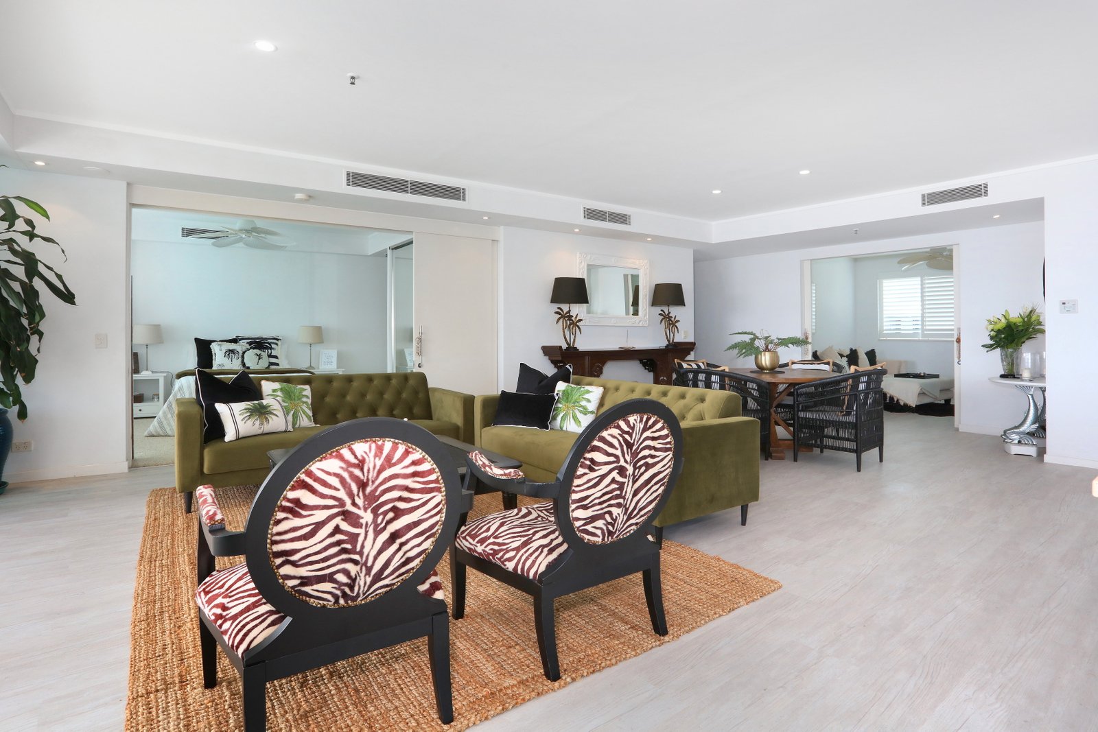 122/326 Marine Parade LABRADOR 7