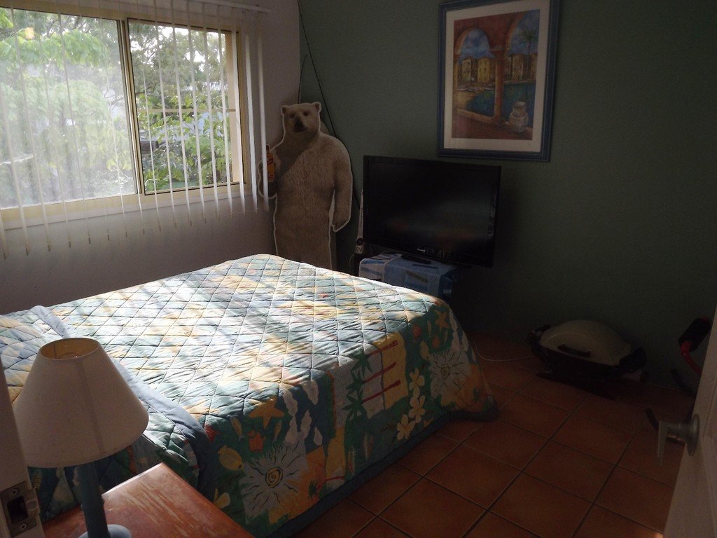 12/24 Beach Road CANNONVALE 9