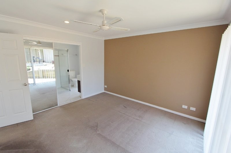 1/224 Billinghurst Cresccent  UPPER COOMERA 5