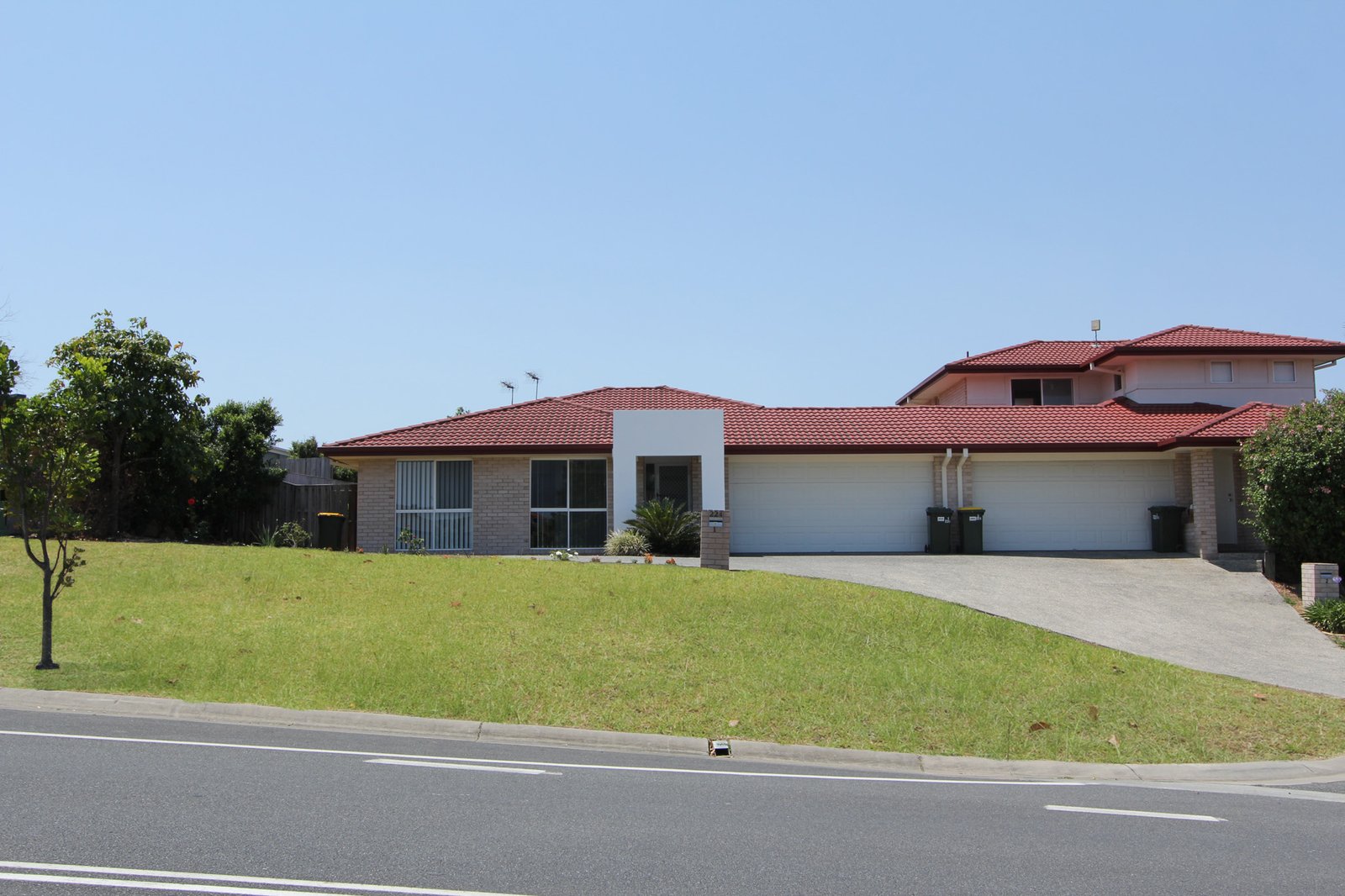 1/224 Billinghurst Crescent UPPER COOMERA 1