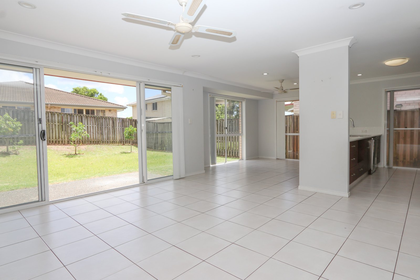 1/224 Billinghurst Crescent UPPER COOMERA 3