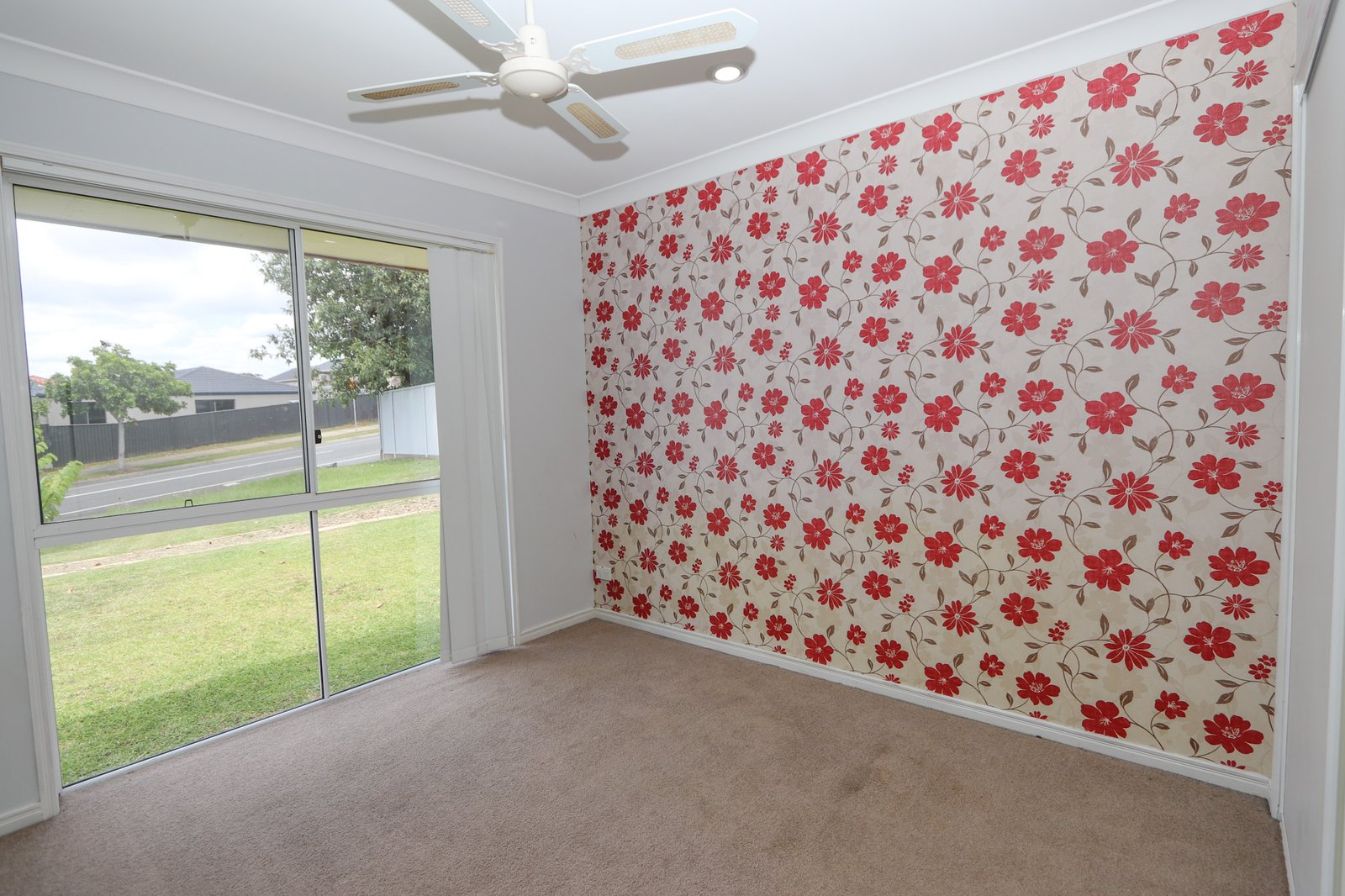 1/224 Billinghurst Crescent UPPER COOMERA 14