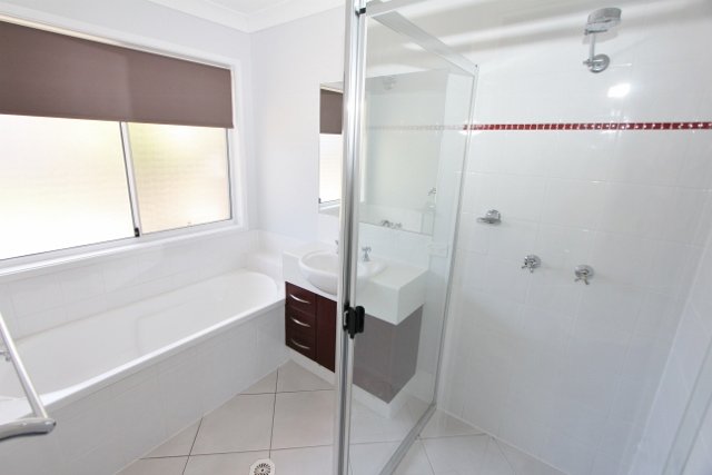 1/224 Billinghurst Crescent UPPER COOMERA 11