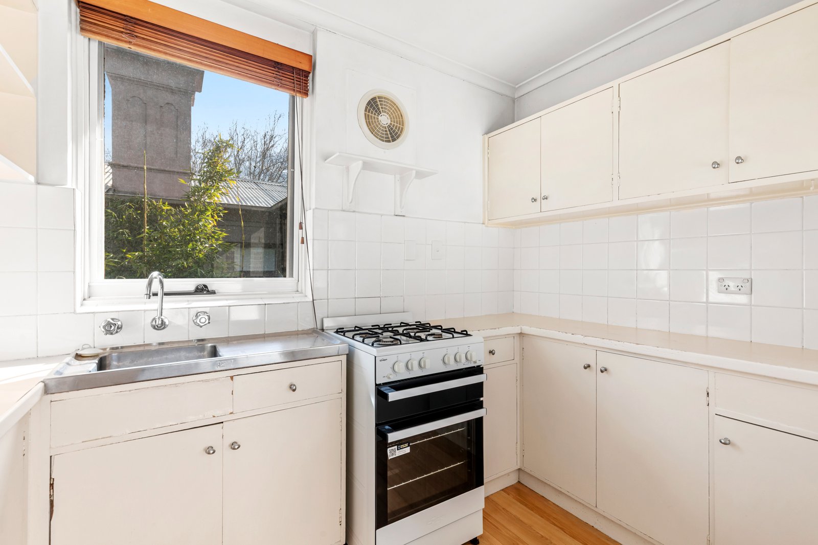 Gallery: 12/24a Tennyson Street