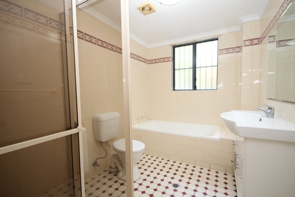 12/25-27 Stanley Street BANKSTOWN 4