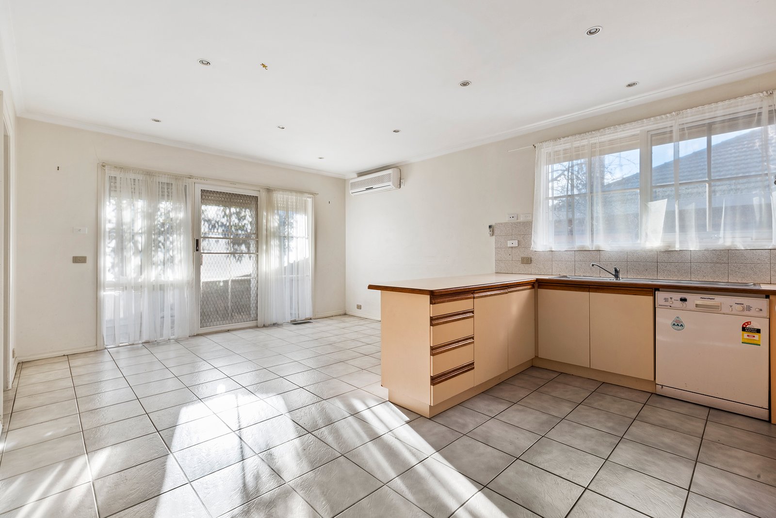 Gallery: 1/225 Jasper Road